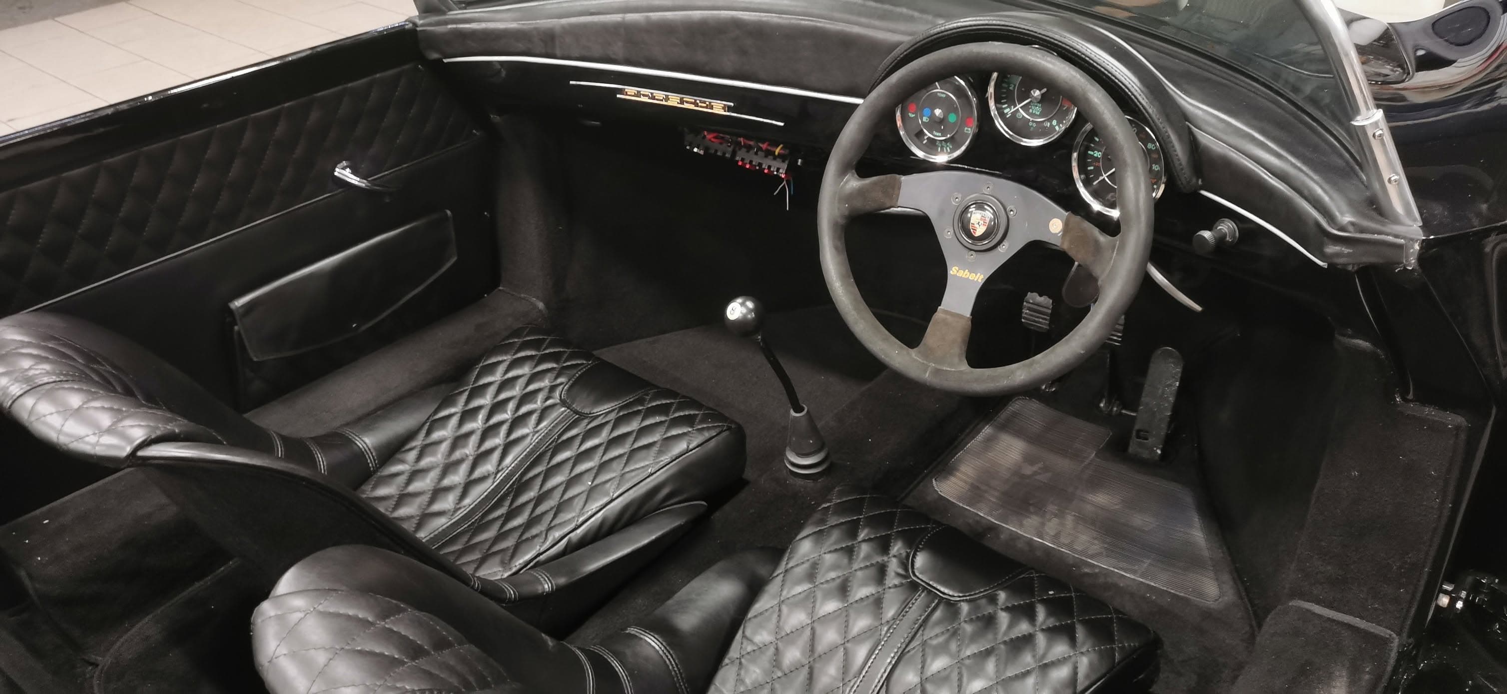 Premium custom auto dashboard trimming